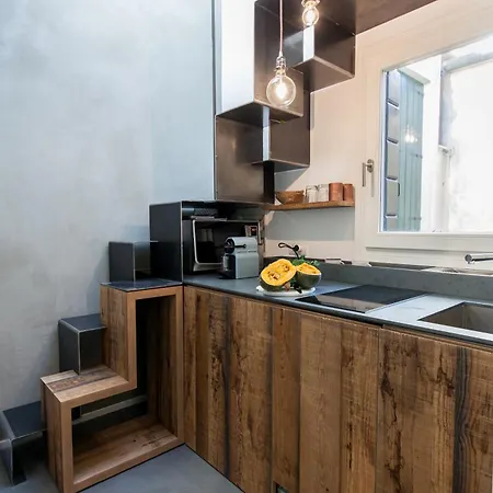 Mini Al Santo Apartment